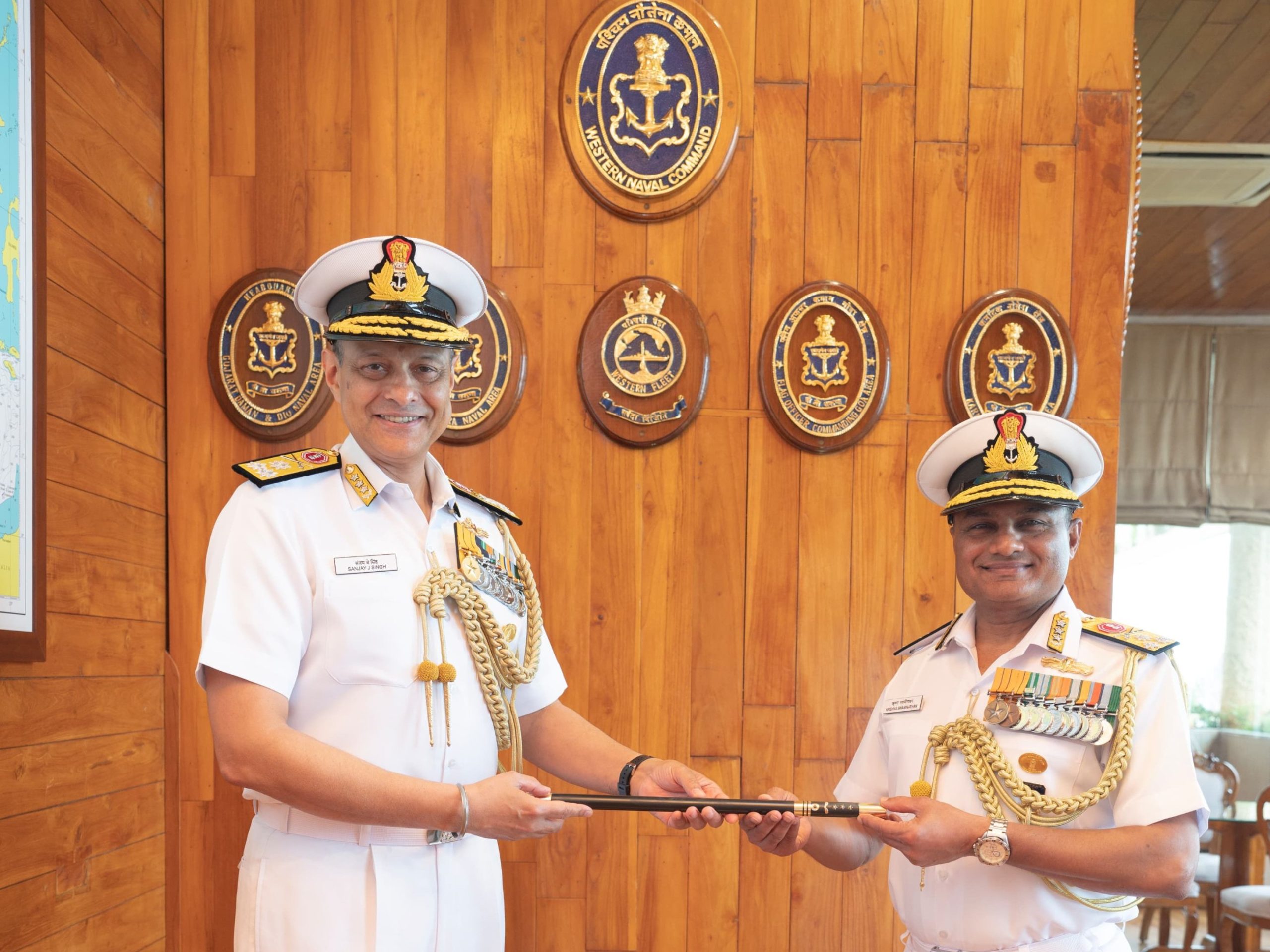 Vice Admiral Swaminathan Assumed Charge as Flag Officer of Western Naval Comman 1 scaled