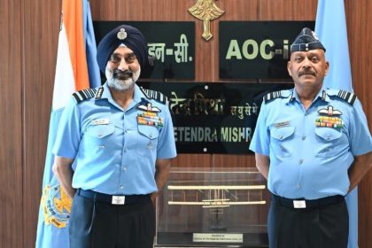 Air Chief Marshal AP Singh and Air Marshal Jeetendra Mishra