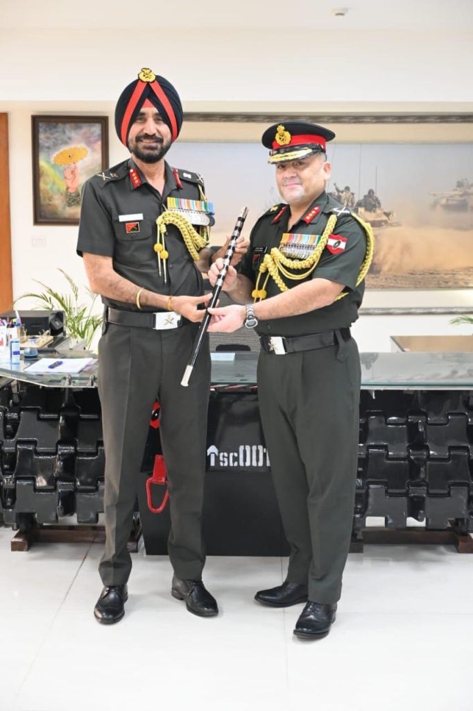 Lt Gen Arvind Chauhan Takes Command of Sudarshan Chakra Corps 1