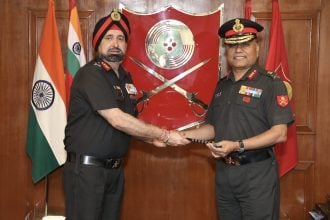 Lt Gen DS Kushwah and Lt Gen Pawan Chadha