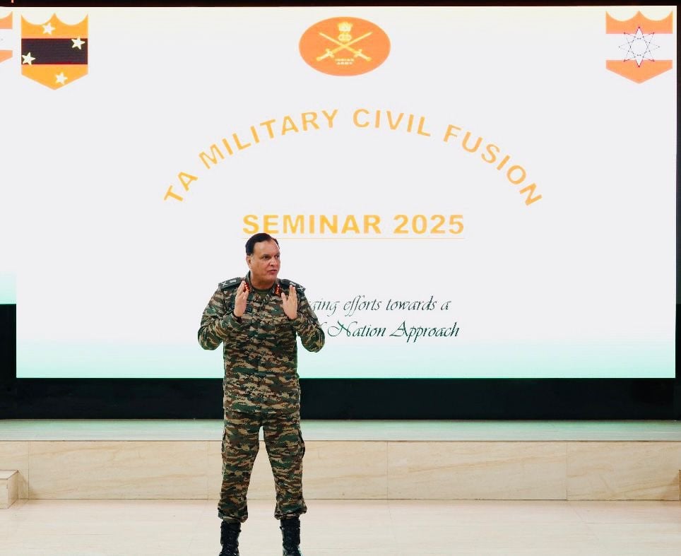 Lt Gen Dhiraj Seth Giving Lecture