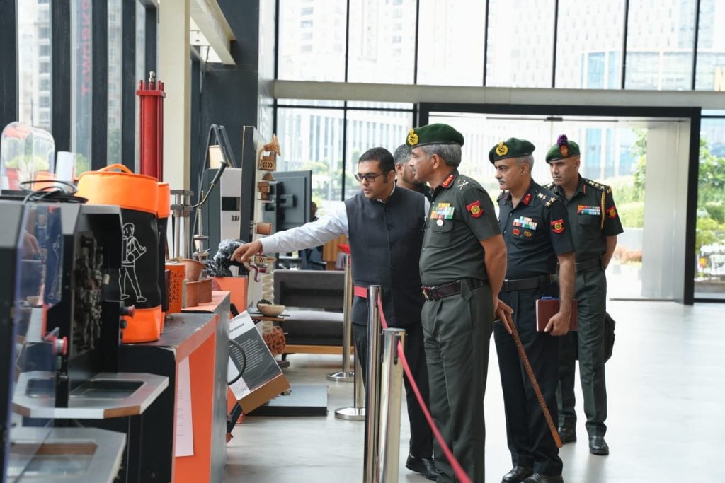 Lt Gen Manoj Kumar Katiyar Reviews Technology