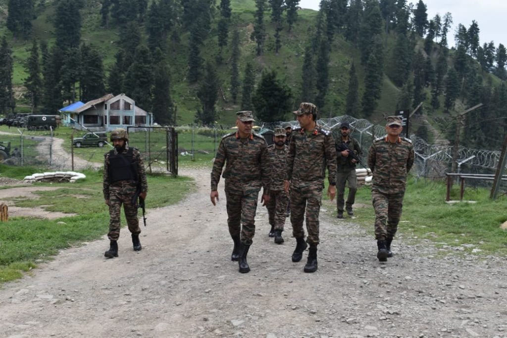 Lt Gen Pratik Sharma Interacting with Officers