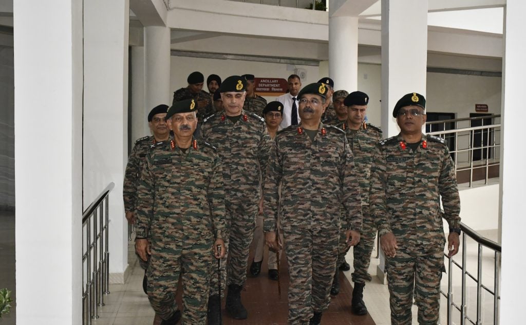Lt Gen Rajan Shekhawat With Other Officers