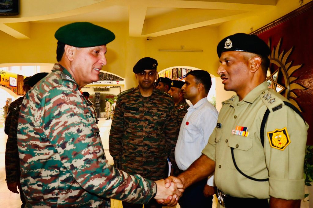 Lt Gen Seth Meeting Police Officers