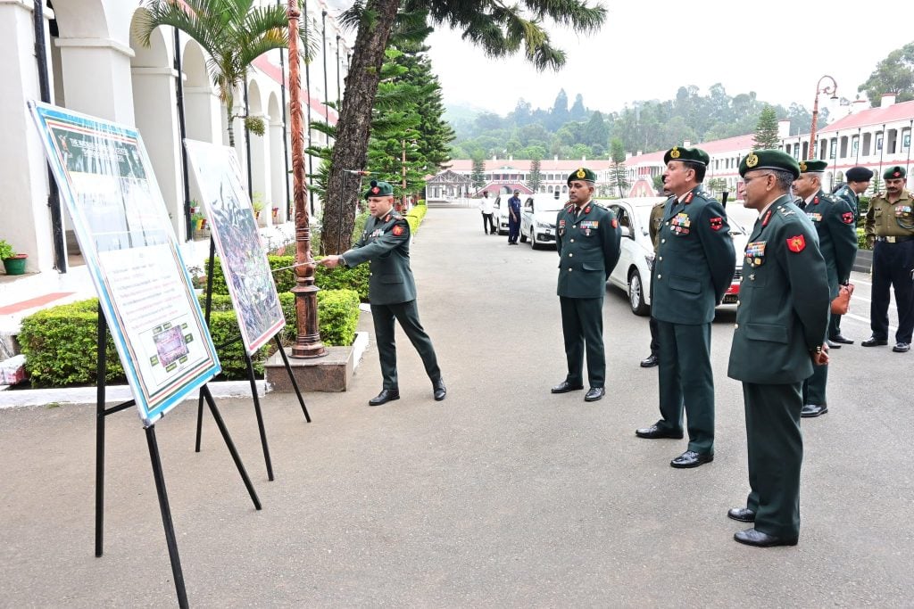 Lt Gen Seth at Madras Regimental Center