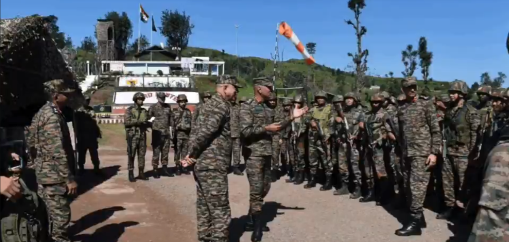 Lt Gen Sharma Interacting with Soldiers