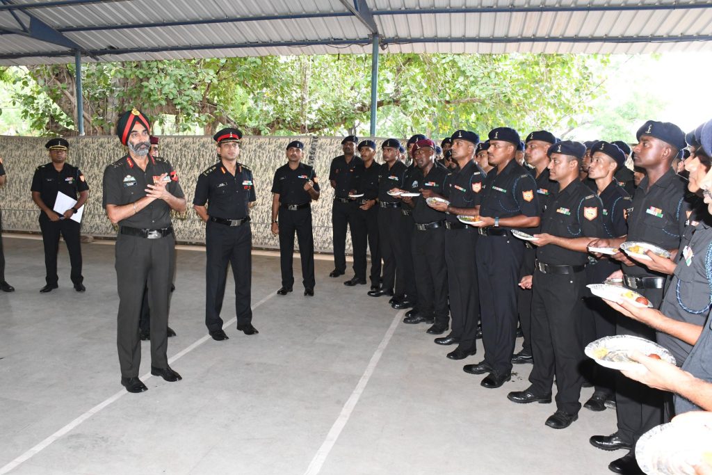Lt Gen Vandra Interacting with the Officers