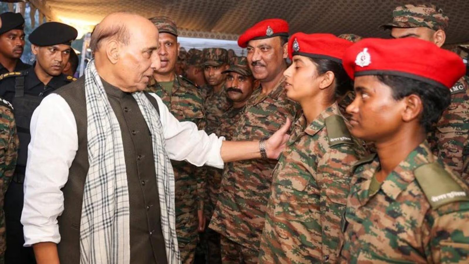 Rajnath Singh Interacting with Female Soldier