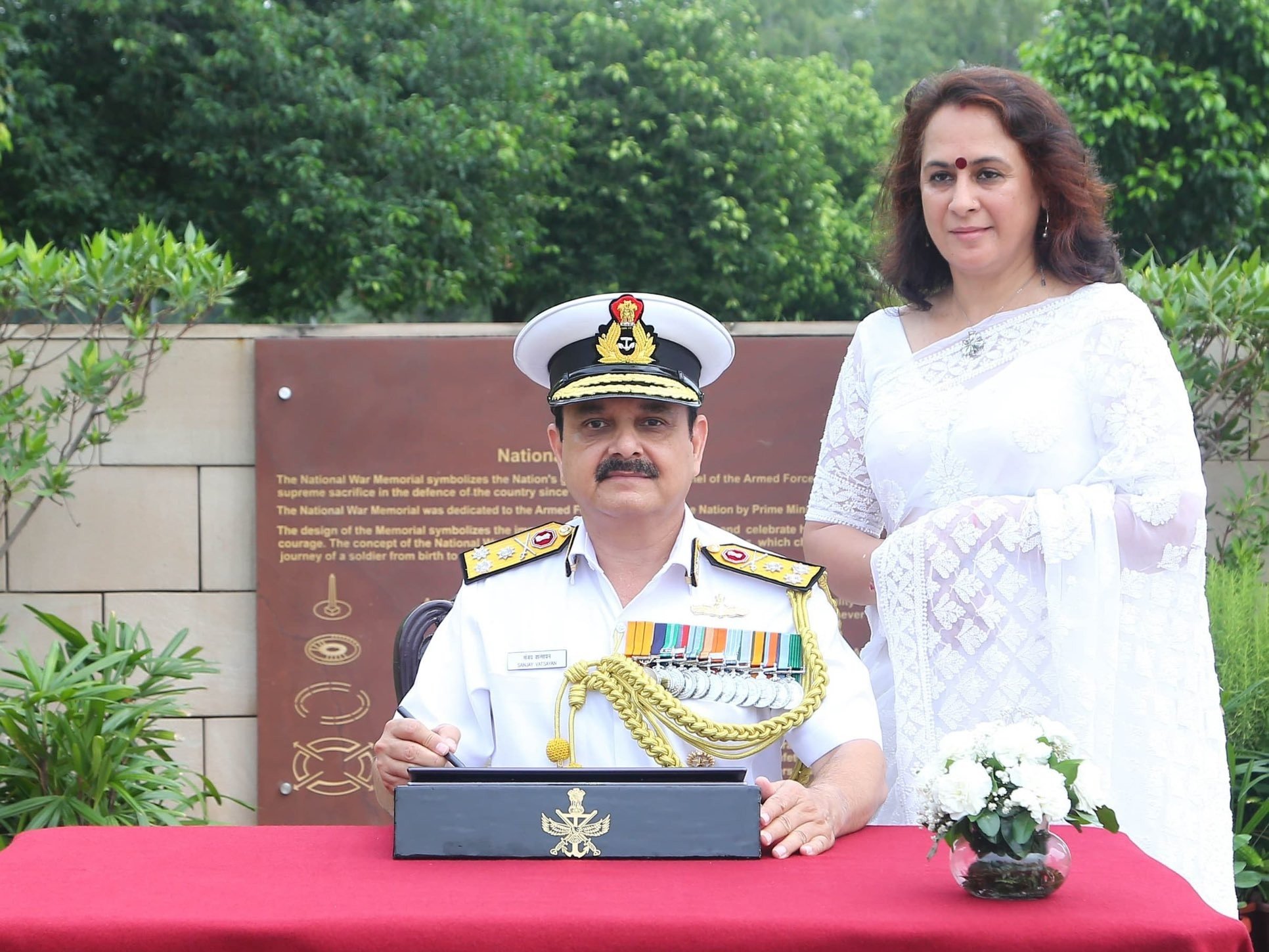 it6fuGdu Vice Admiral Vatsayan with His Wife