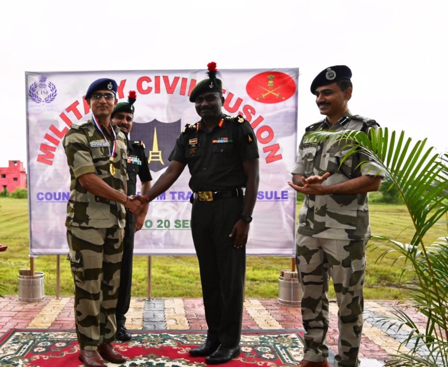 Army and CISF Personnel Together