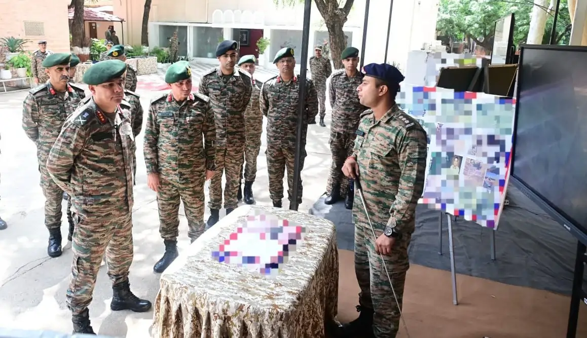 Lt Gen AVS Rathee at Bogra Brigade