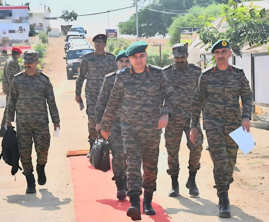 Lt Gen AVS Rathee with Other Officers