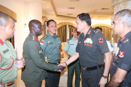 Lt Gen Dhiraj Seth at CDM
