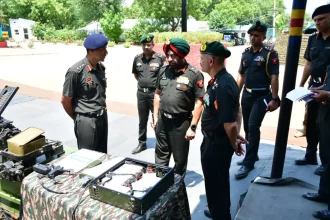 Lt Gen Manjinder Singh Reviews Operational Preparedness of Dot On Target Division