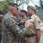 Lt Gen Pratik Sharma Commending a JK Police Officer