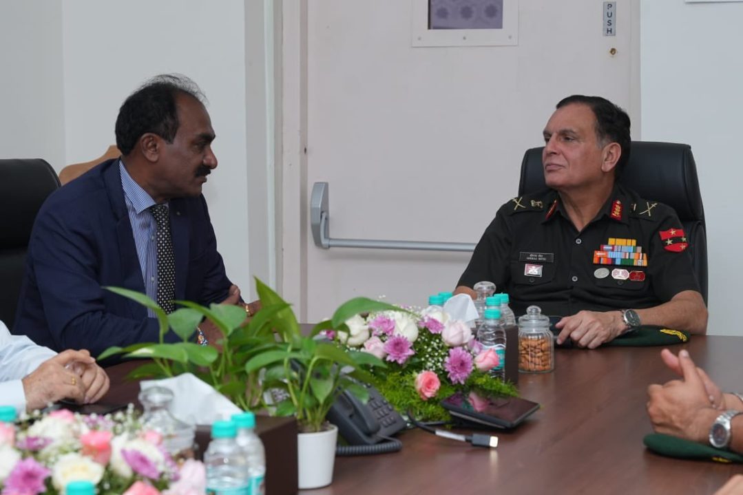 Lt Gen Seth Having Discussions