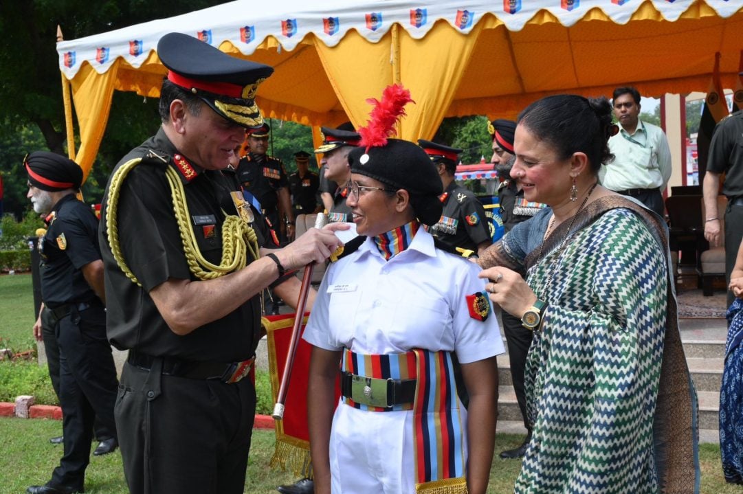 Lt Gen Seth with a NCC Cadet