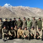 Maj Gen Pankaj Malhotra and Other Soldiers