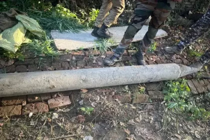 Unexploded Shell in Dal Lake