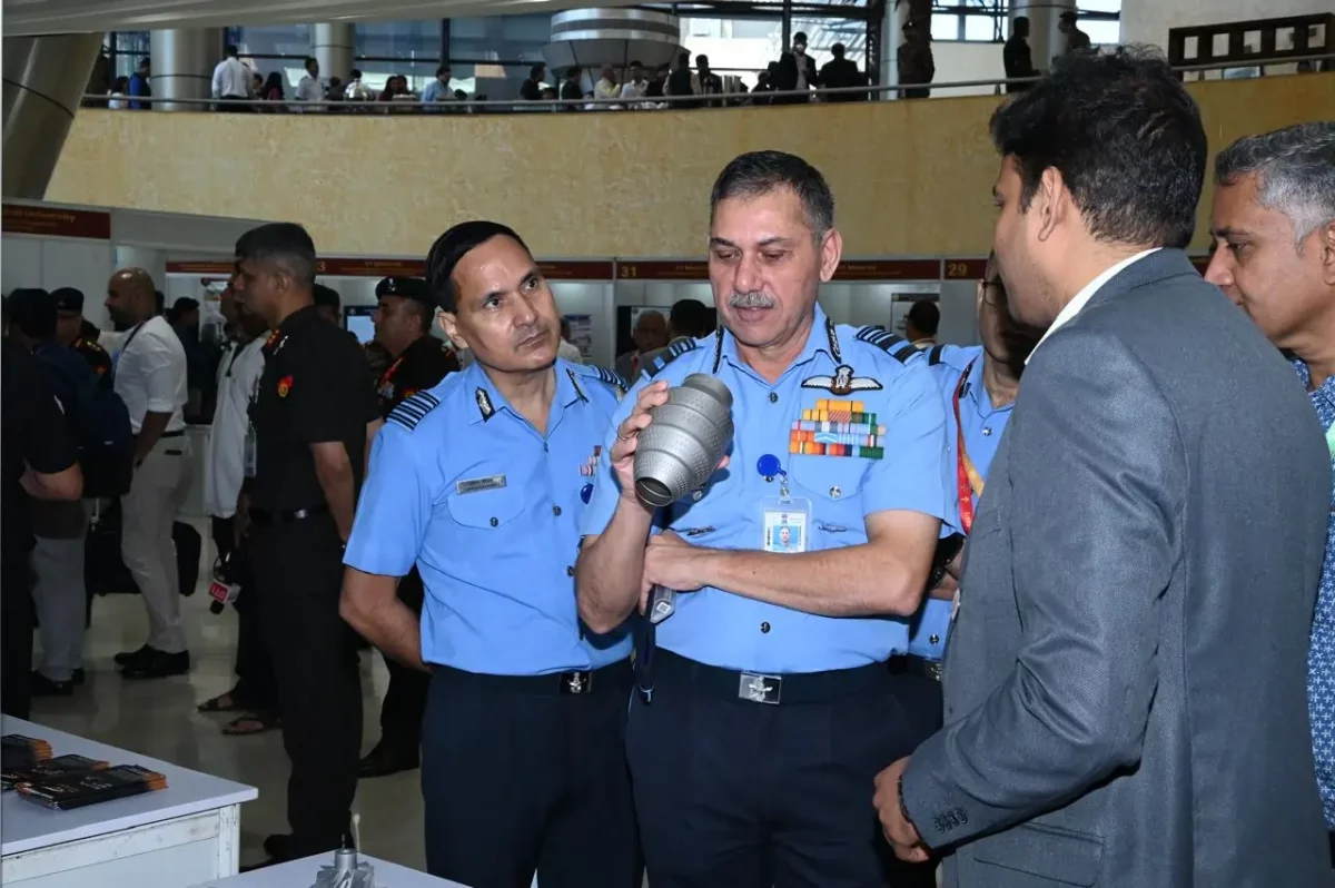 Vice Chief of Air Force Checking an Equipment