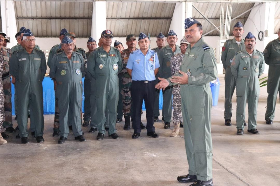 Air Mashal Manikantan Giving Lecture