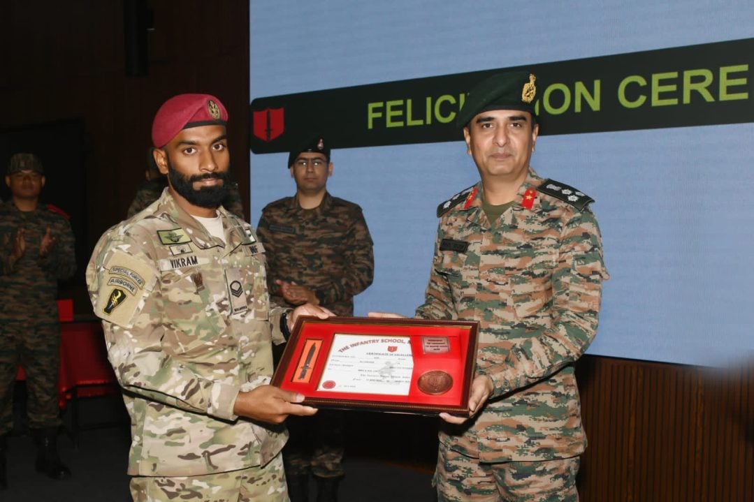 Foreign Cadet Getting Award