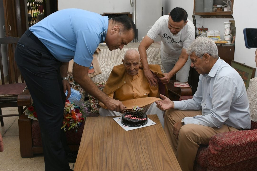 Indian Air Force Honours Squadron Leader Ved Prakash (Retd) on His 100th Birthday
