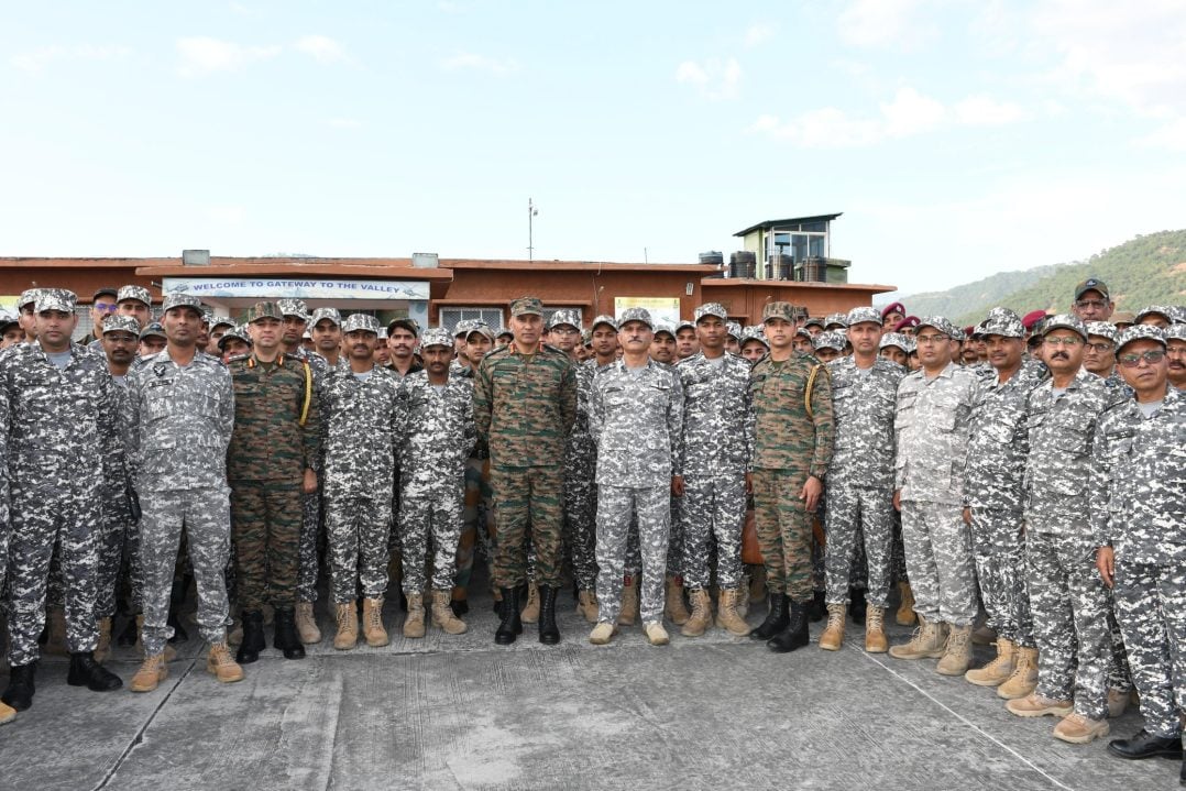 Group Photo of all Officer