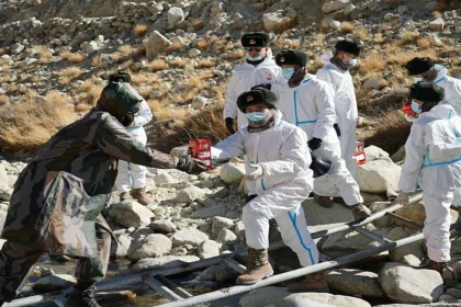 Indian and Chinese Soldiers