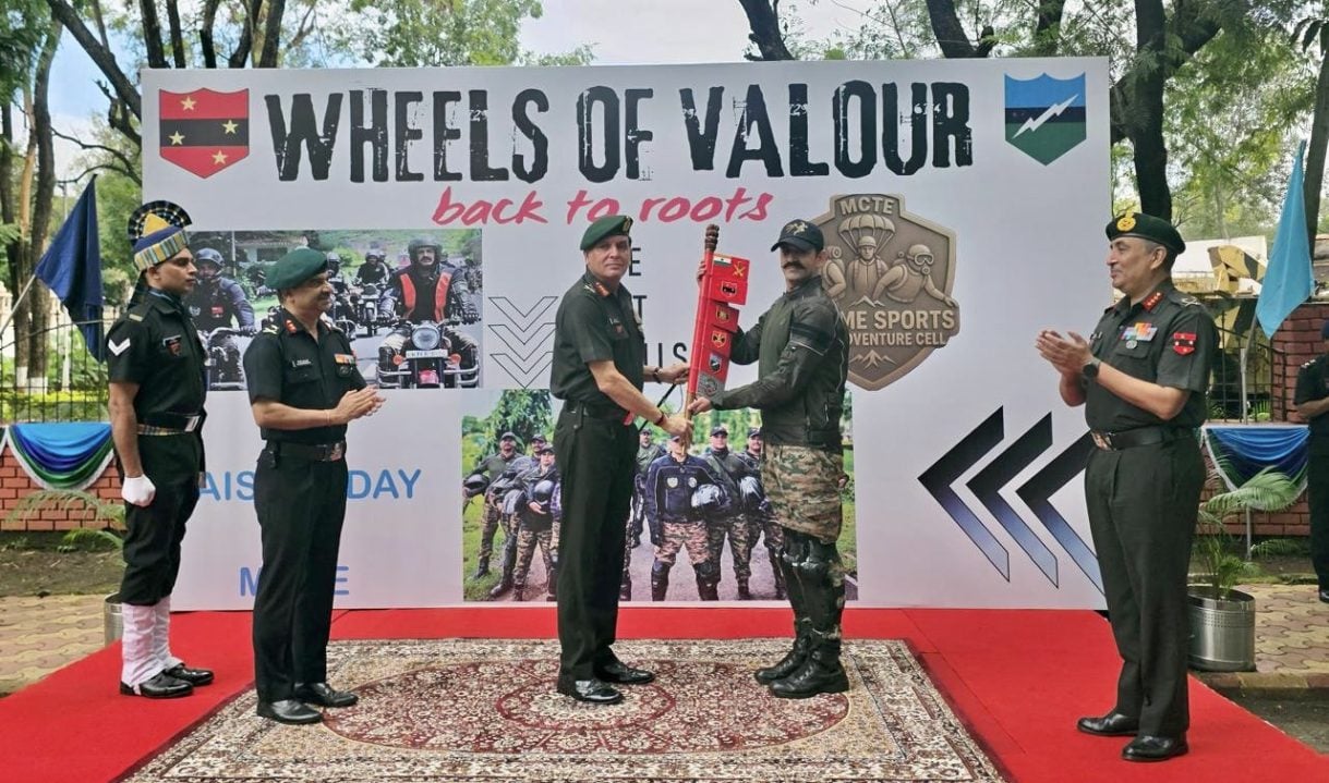 Lt Gen Dhiraj Seth Flags Off 85