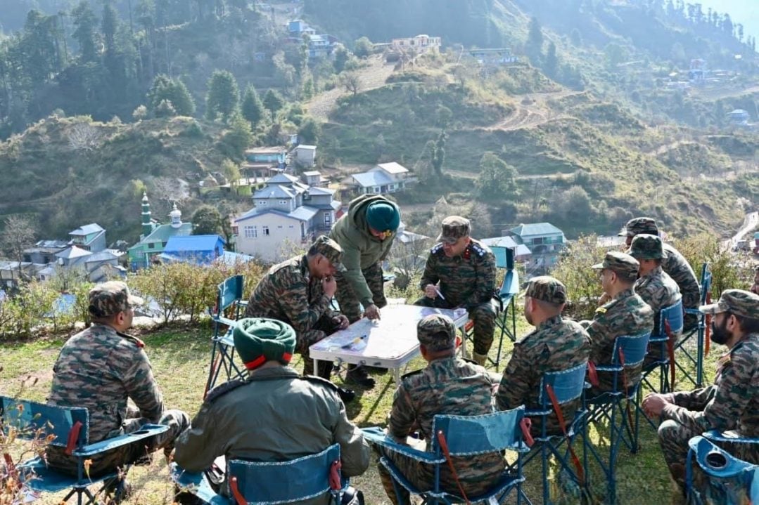 Lt Gen Mishra and Other Officers
