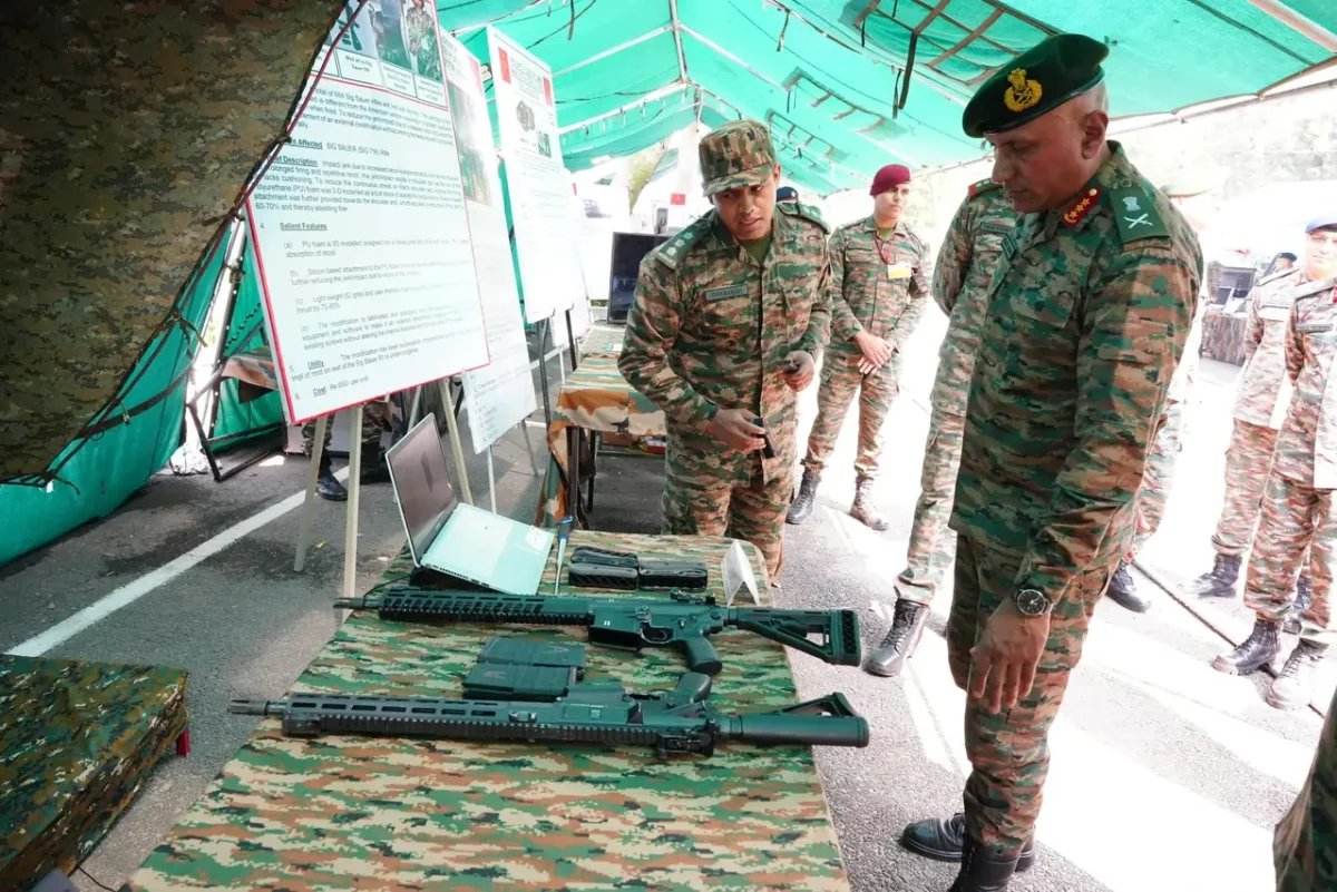 Lt Gen Pratik Sharma Checking Guns