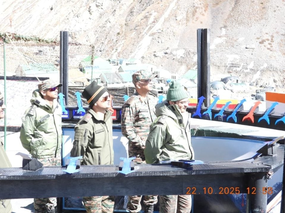 Lt Gen Sachdeva With Other Officers