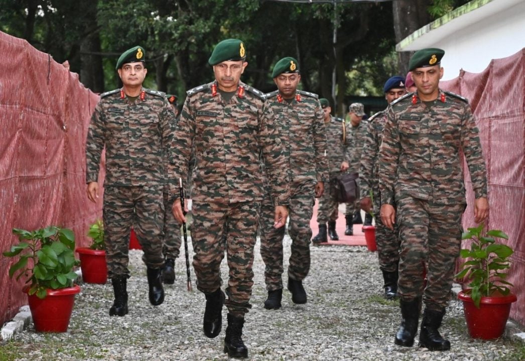 Lt Gen Tiwari with Other Officers