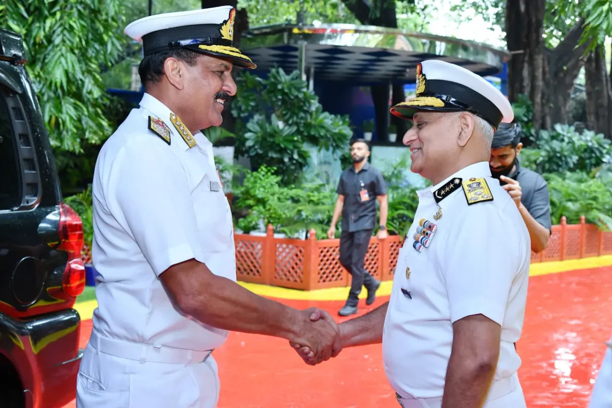 Naval Chief Meets Coast Guard Chief