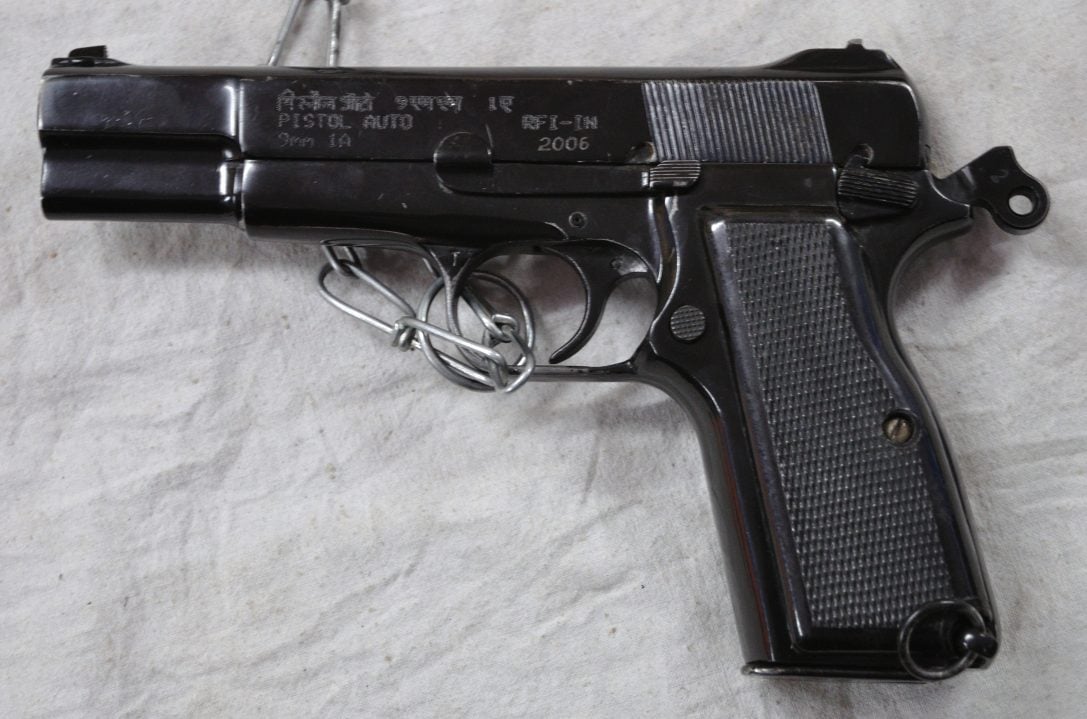 Pistol Auto 9mm 1A