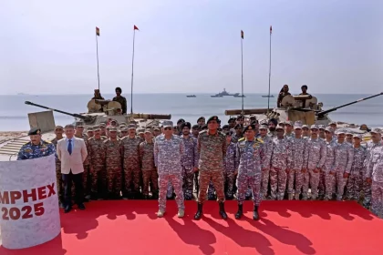 Air Marshal Nagesh Kapoor with Other Officers