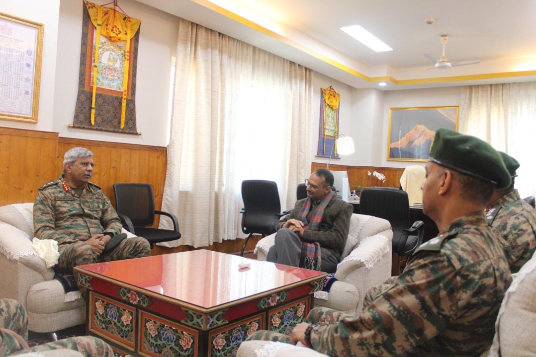 DGBR Having Discussions