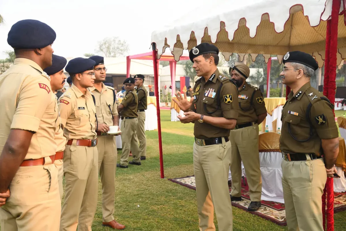 DG BSF Daljit Singh Chawdhary Interacts with IPS Officers of 74 & 77 RR Batch in New Delhi