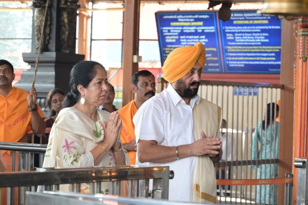 Lt Gen Manjinder Singh Visits 2nd Battalion of the Madras Regiment