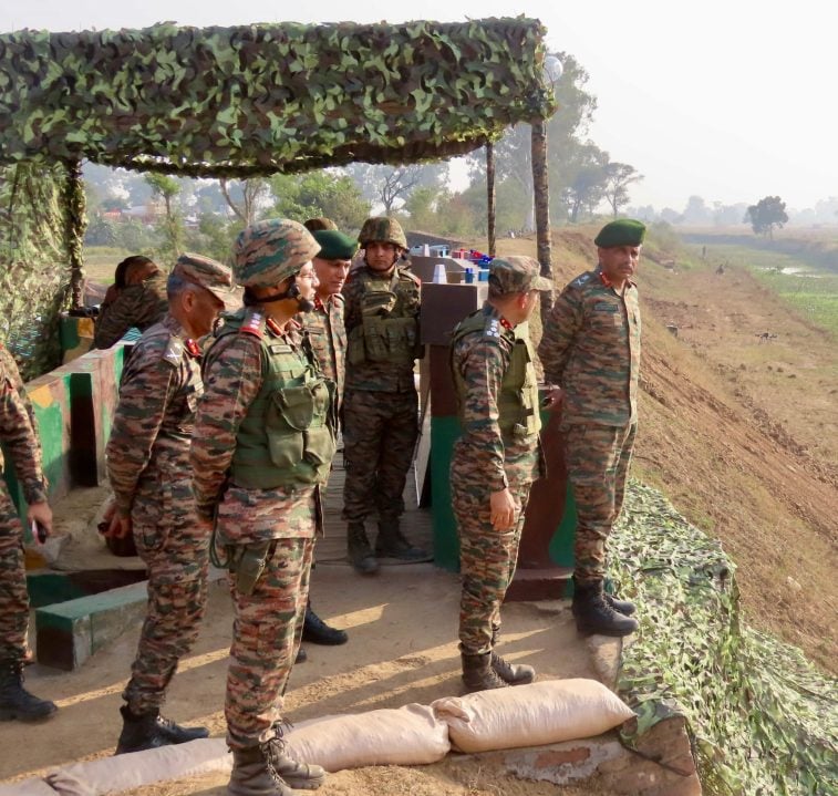 Lt Gen Katiyar Discussing