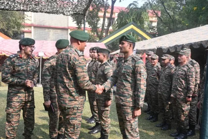 Lt Gen Pratik Sharma Shaking Hands