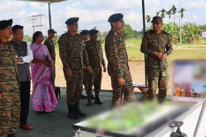 Lt Gen RC Tiwari Reviewing