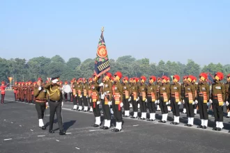 Lt Gen Sengupta Saluting