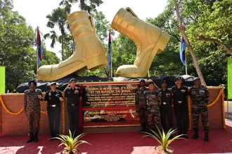 Lt Gen Seth With Other Officers