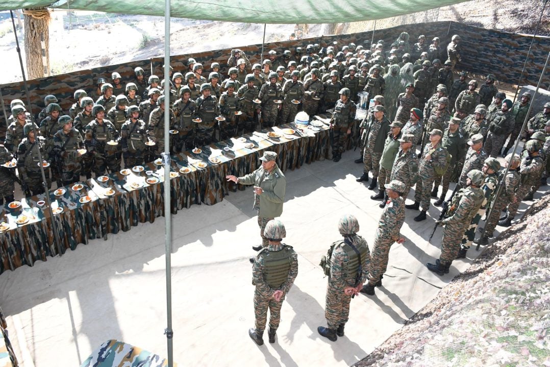 Lt Gen Sharma And Other Soldiers