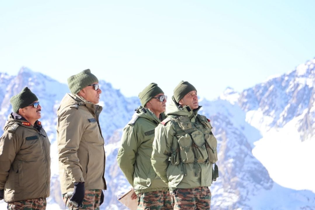 Lt Gen Sharma Reviewing 3