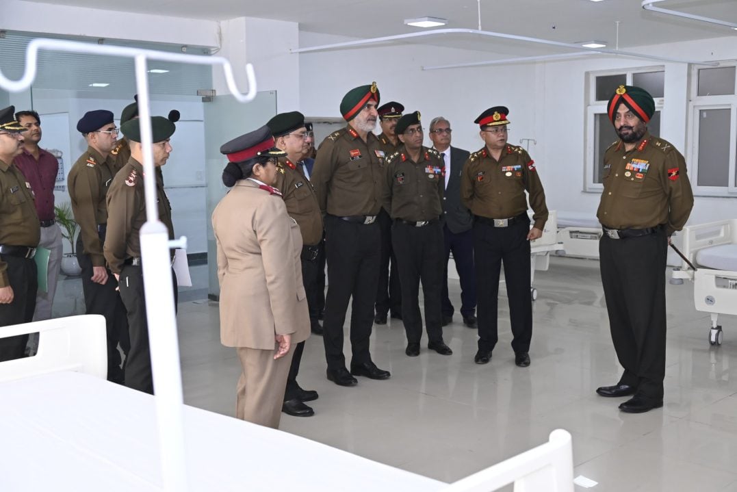 Lt Gen Singh And Other Officers