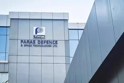 Paras Defence